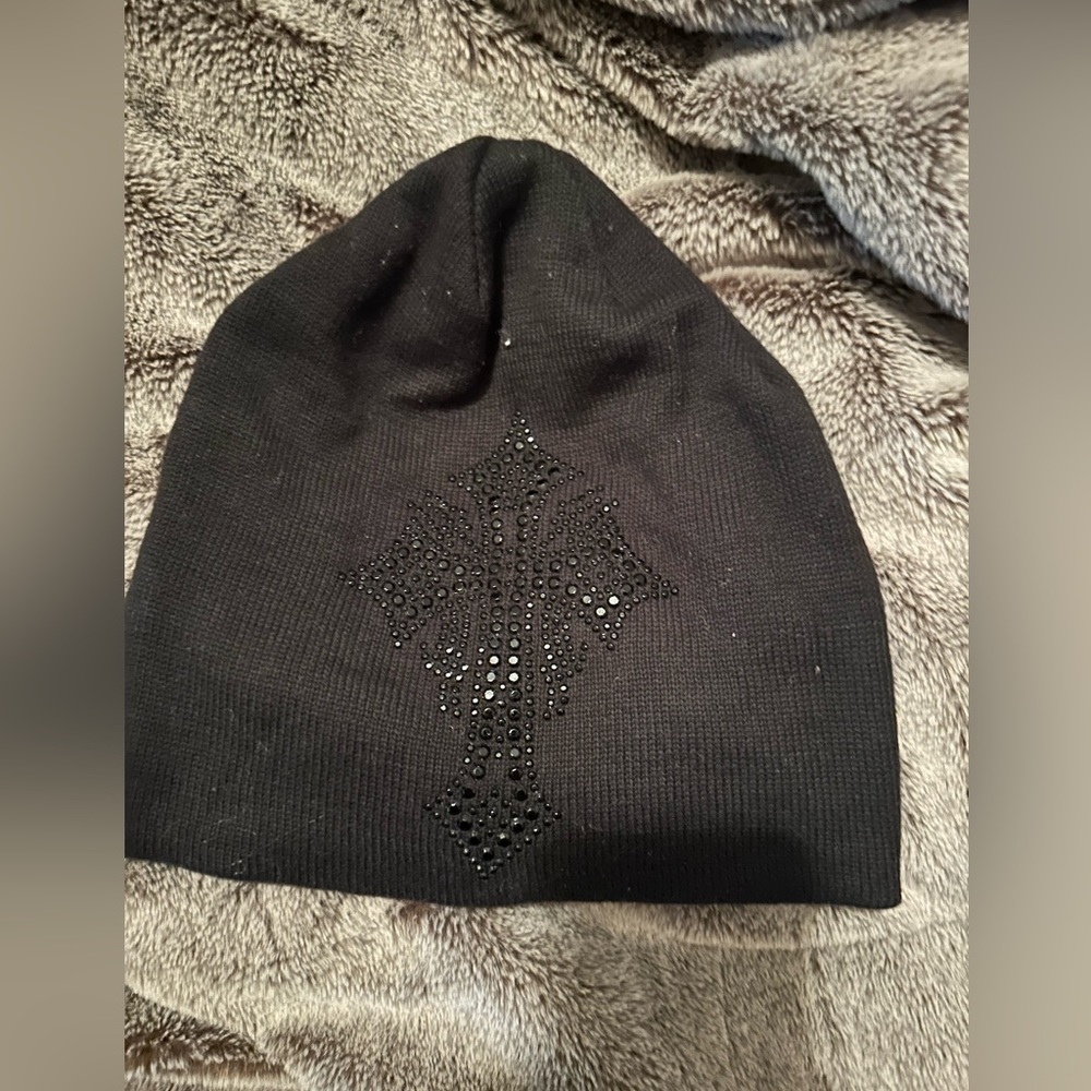 Y2K beanie, bedazzled cross on front in black rhinestones